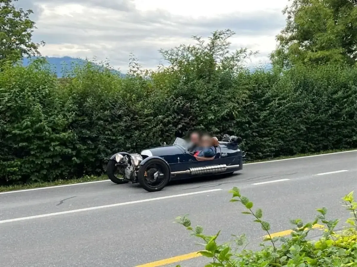 There should be an image here...